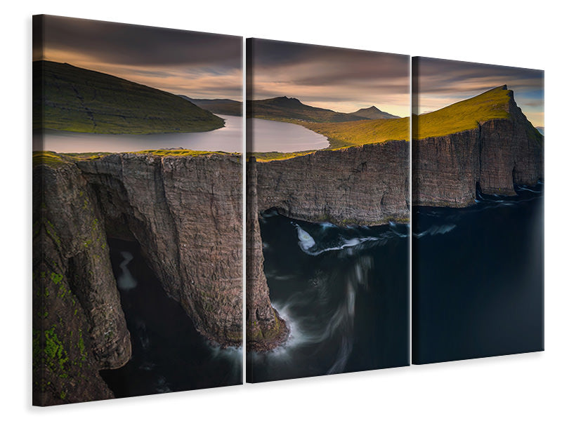 3-piece-canvas-print-sorvagsvatn