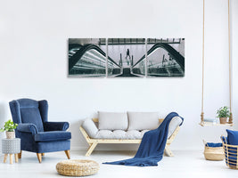 panoramic-3-piece-canvas-print-at-the-airport