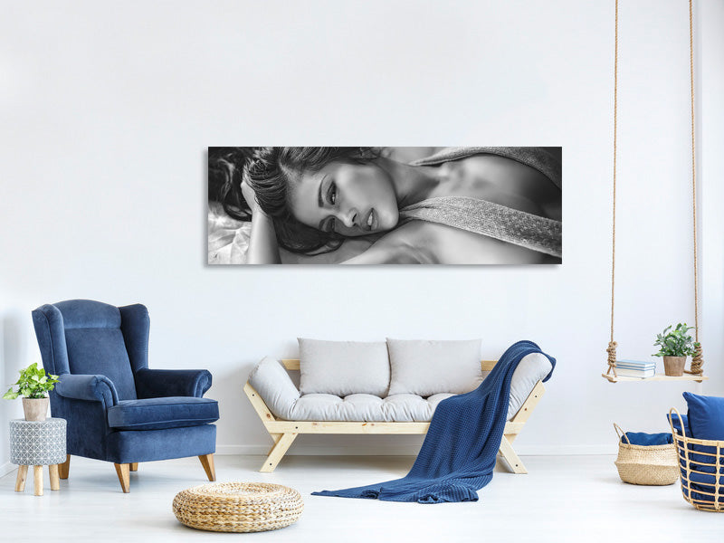 panoramic-canvas-print-laying-down